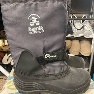 Kamik waterproof snow boots